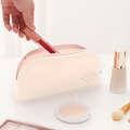 Dust-Proof Silicone Makeup Brush Travel Case - Cream