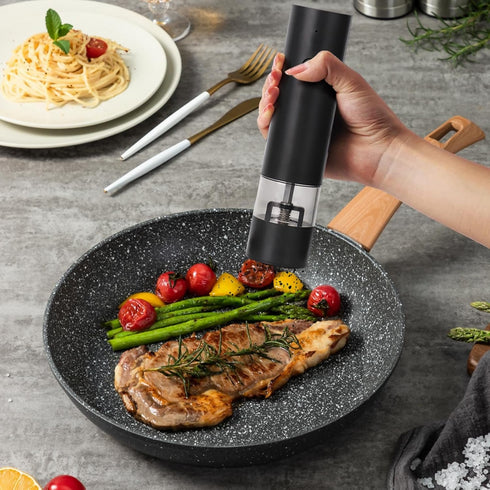 Electric Salt and Pepper Shaker Rechargeable Pepper Grinder Mill Set.