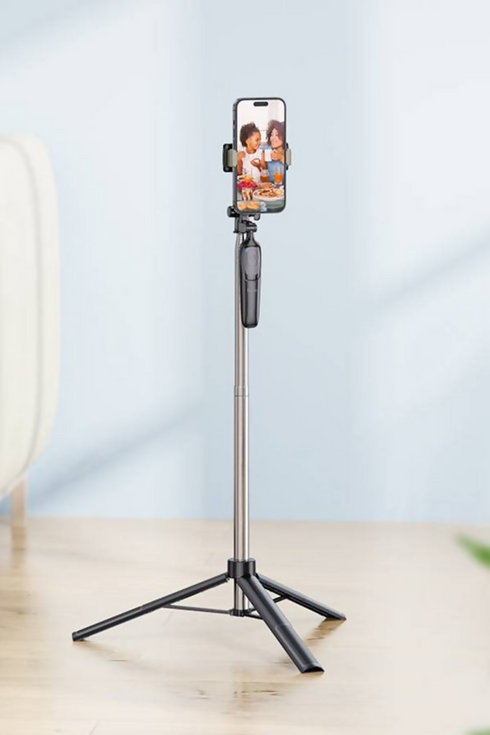 Tabletop Selfie Tripod For live Broadcast