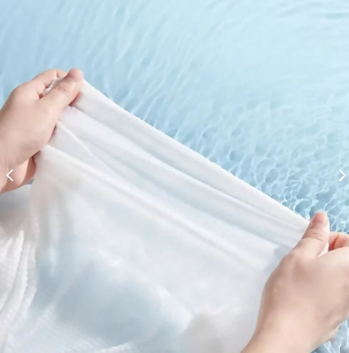 Thickened disposable bath towel