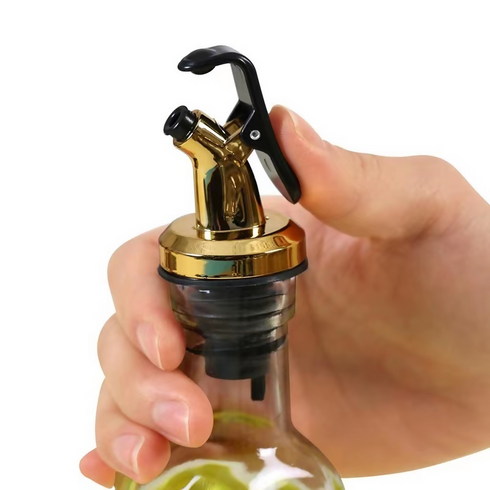 Salad dressing Anti-dust spout
