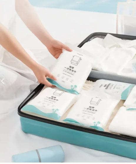 Thickened disposable bath towel