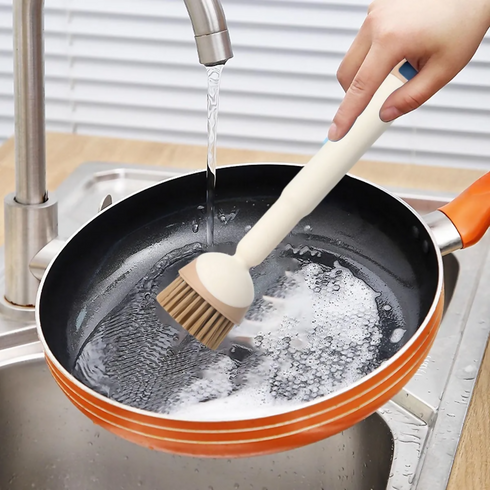 Handled pot brush