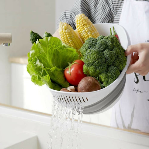 Collapsible Colander and Strainer with Spout