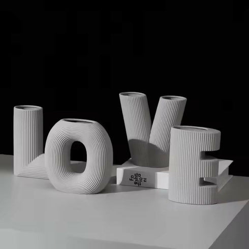 Love Shape Ceramic Flower Vase